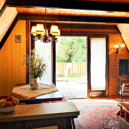 Huette Bei Trabochsee Und Eisenerzer Alpen Holiday home *