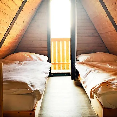 Huette Bei Trabochsee Und Eisenerzer Alpen * Gmeingrube