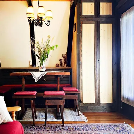 Huette Bei Trabochsee Und Eisenerzer Alpen Holiday home Gmeingrube