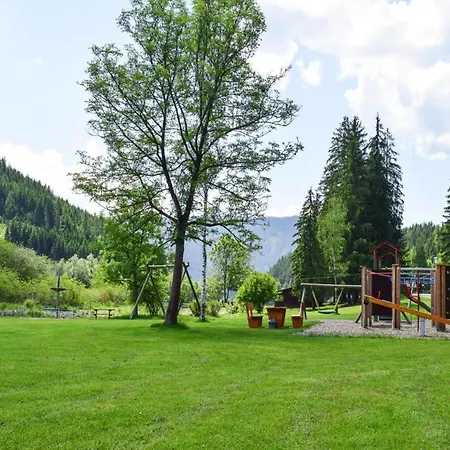 Huette Bei Trabochsee Und Eisenerzer Alpen *